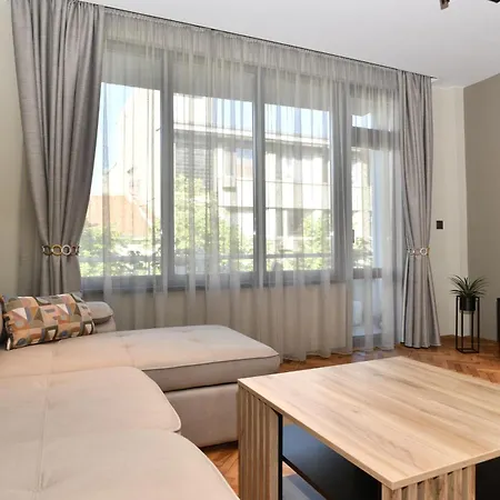 Apartamento инфинити