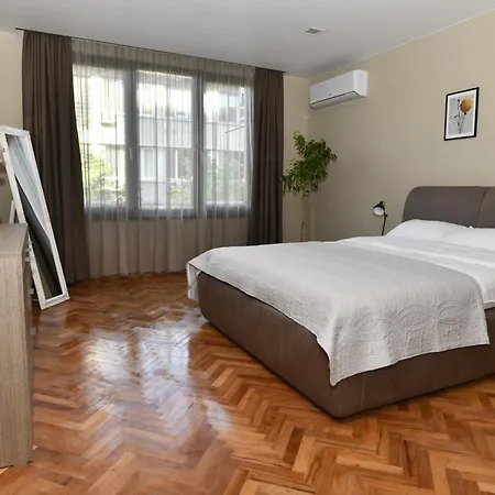 инфинити * Veliko Tarnovo