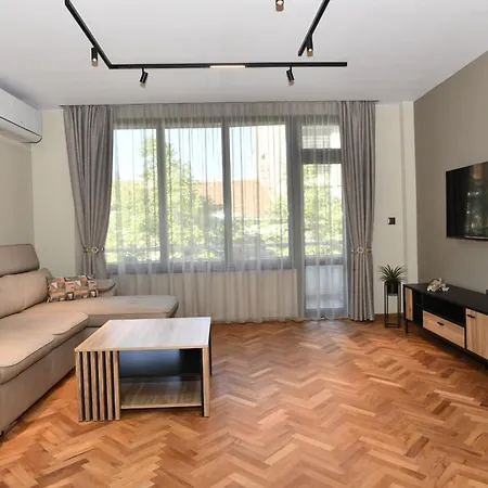 Apartamento инфинити *