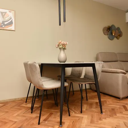 инфинити * Veliko Tarnovo