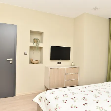 Apartamento инфинити *