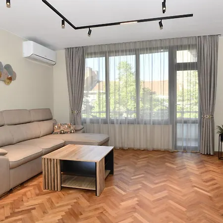 Apartamento инфинити *
