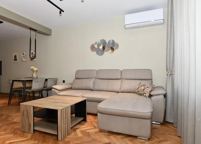 инфинити * Veliko Tarnovo